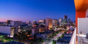 Hotels in adelaide