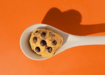 Top 5 Benefits of a Cookie Dough and Popcorn Fundraiser for Your School