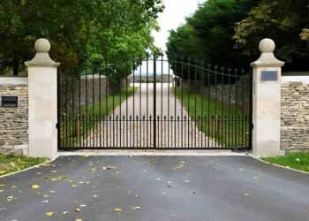 Dorset gates