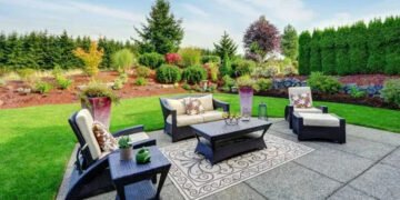 Commercial Outdoor Spaces