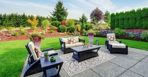 Commercial Outdoor Spaces