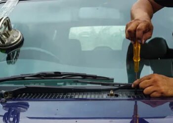 Fix Windshield Glass